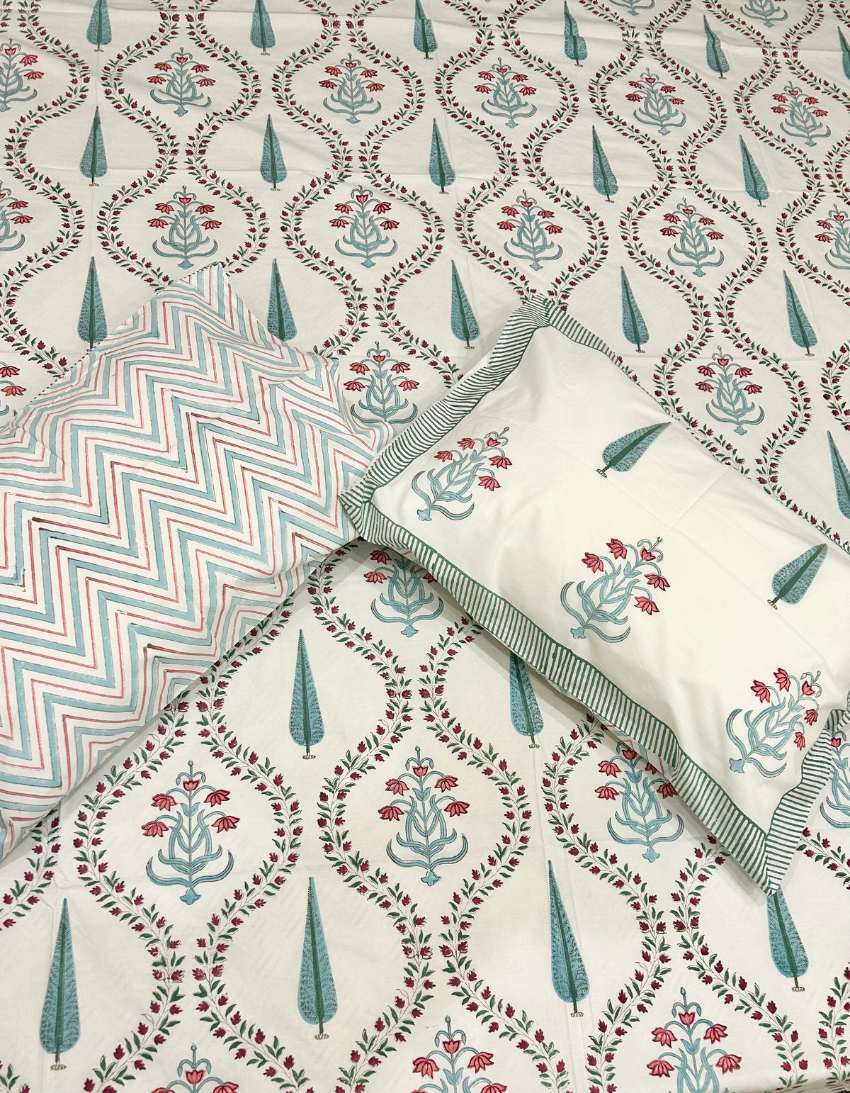 Blooming Haveli Handblock bedsheet