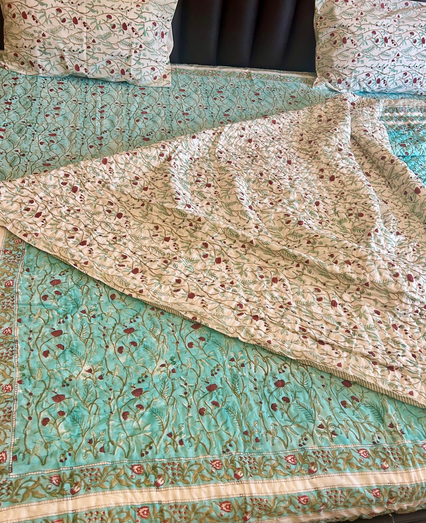 FLORA HANDBLOCK PRINT PURE MULMUL COTTON QUILT